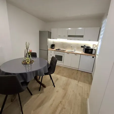 Apartment Ladini Lana Starigrad Paklenica